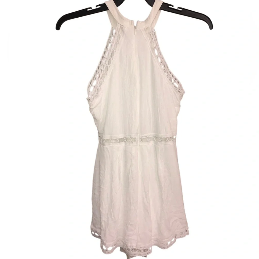 Active USA White Knit halter romper size Medium - Picture 2 of 3